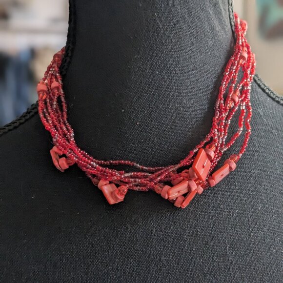 Two vintage beaded necklaces red and white tinny beads multi strand - Picture 2 of 7